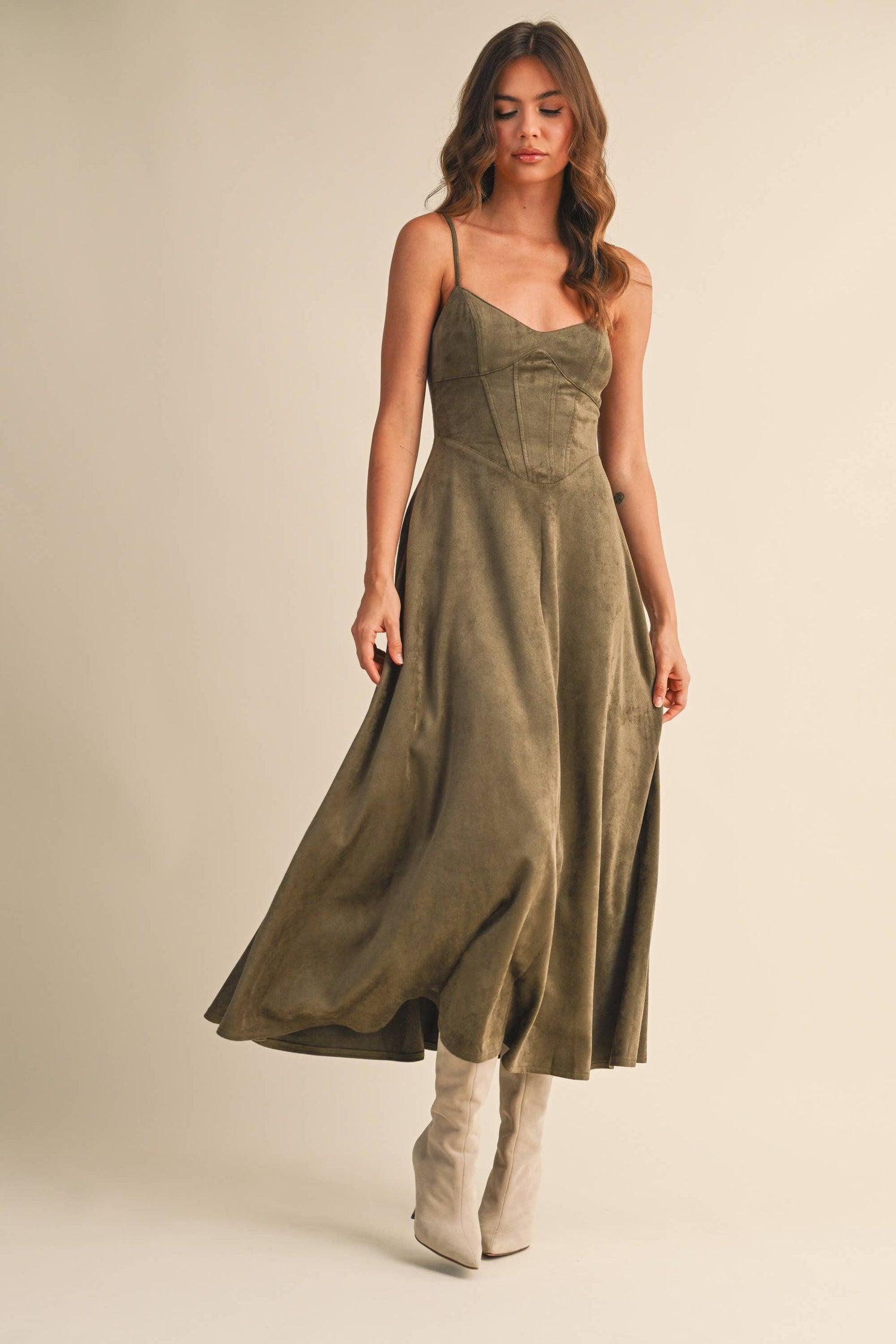 Sara Dress - Suede olive