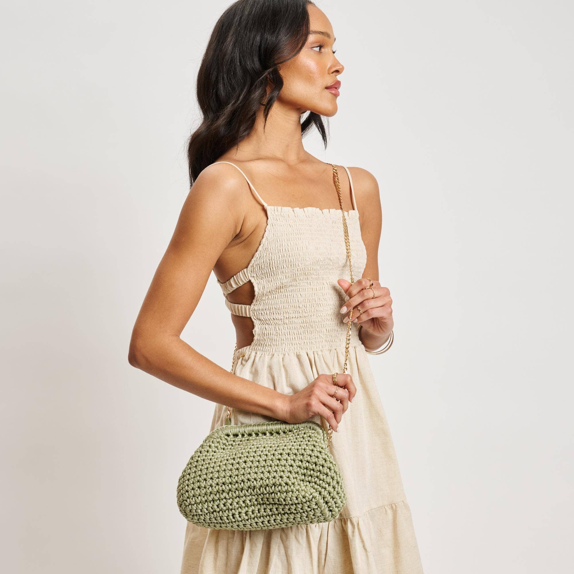 Anastasia Clutch: Natural