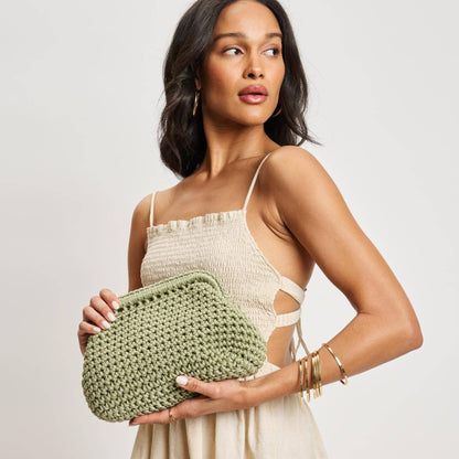 Anastasia Clutch: Natural
