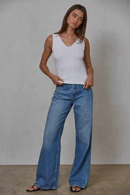 S1006-1 | Seamless Reverse U-V Neck Tank: Camel / SM